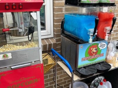Lej hoppeborge, slush ice , sumo dragter, softice, fadølsanlæg og meget mere hos festløven i Nordjylland